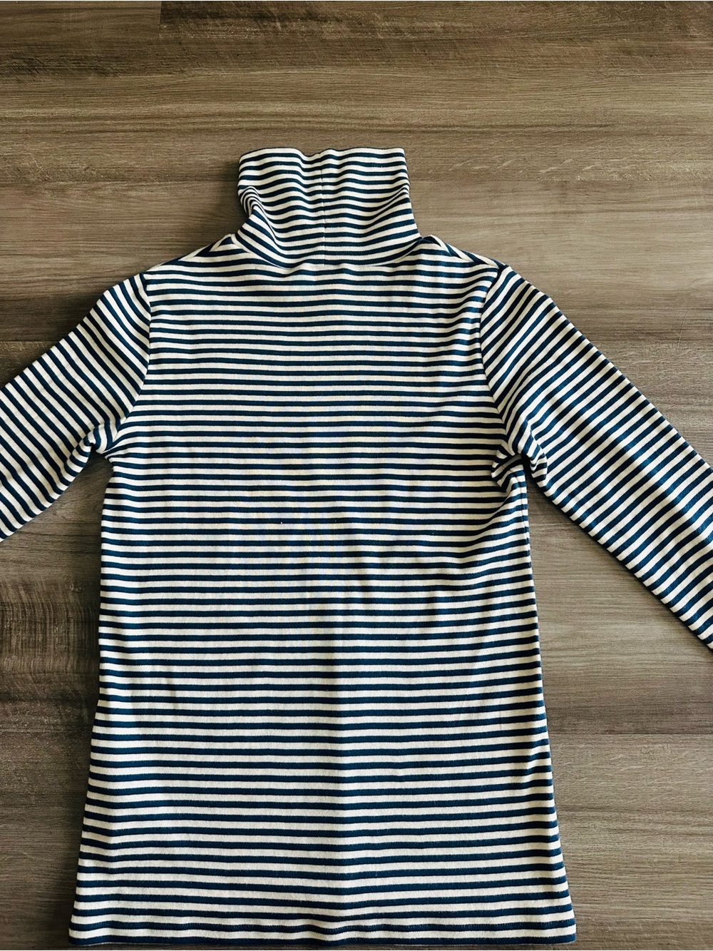 GUCCI Navy & White Striped Long Sleeve Youth Top with Red Branded Signature Logo - Picture 5 of 8